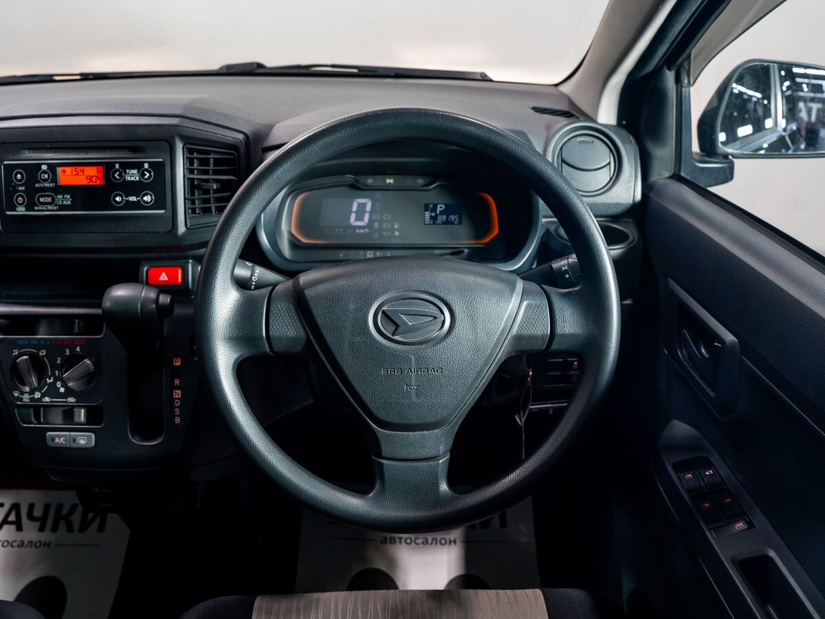 Daihatsu Mira e:S 2020 - фото автомобиля