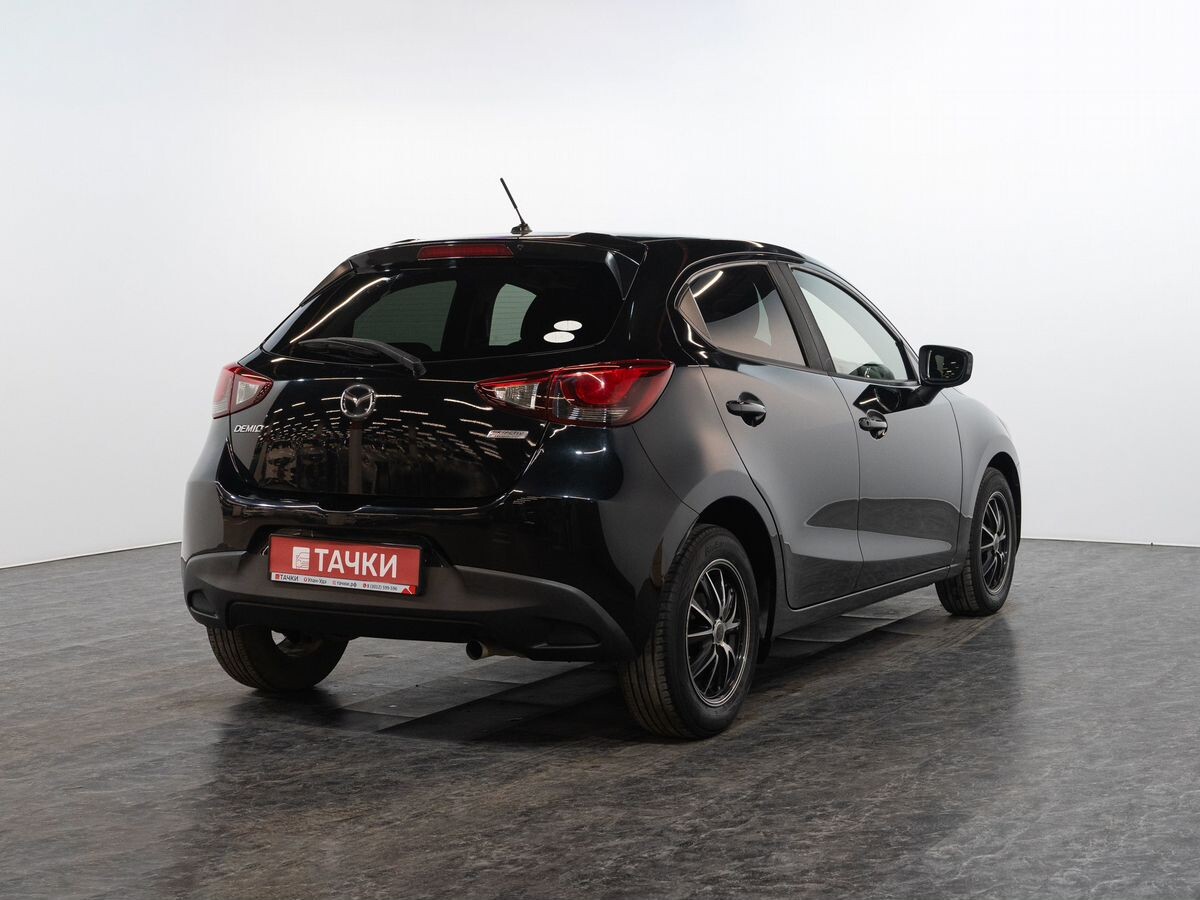 Mazda Demio 2015 - фото автомобиля