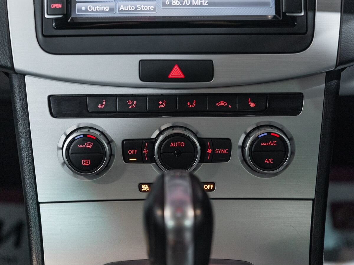 Volkswagen Passat 2014 - фото автомобиля