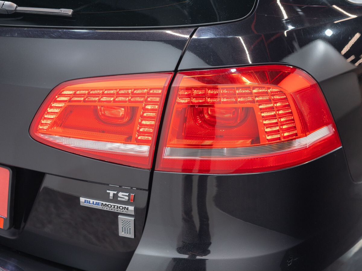 Volkswagen Passat 2014 - фото автомобиля
