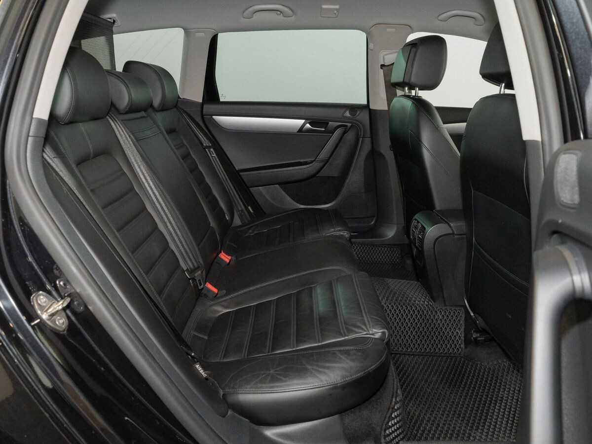 Volkswagen Passat 2014 - фото автомобиля