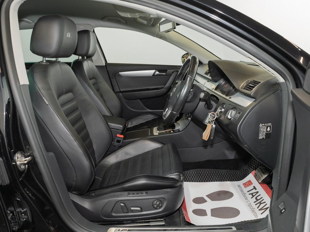Volkswagen Passat 2014 - фото автомобиля