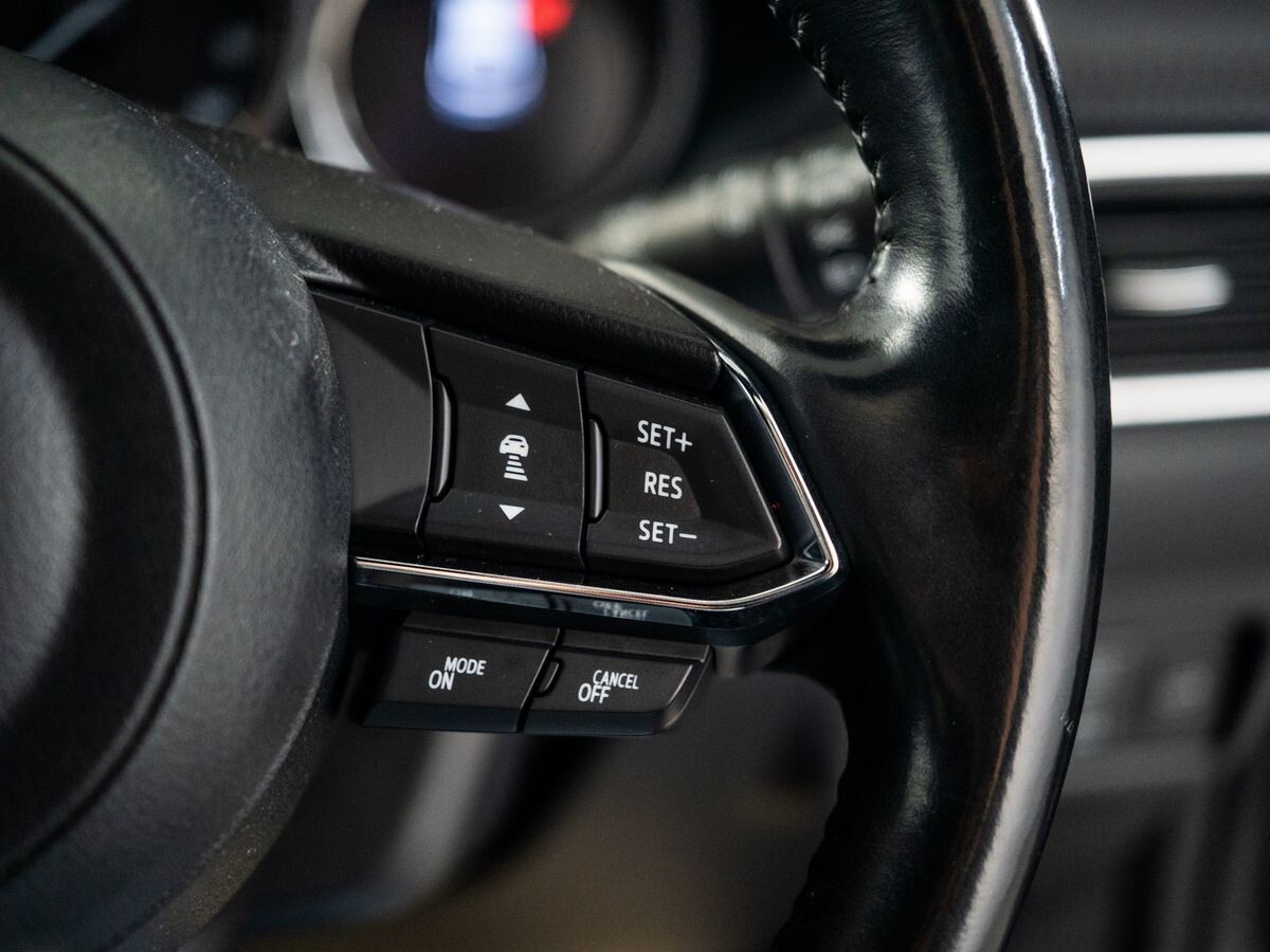 Mazda CX-8 2018 - фото автомобиля