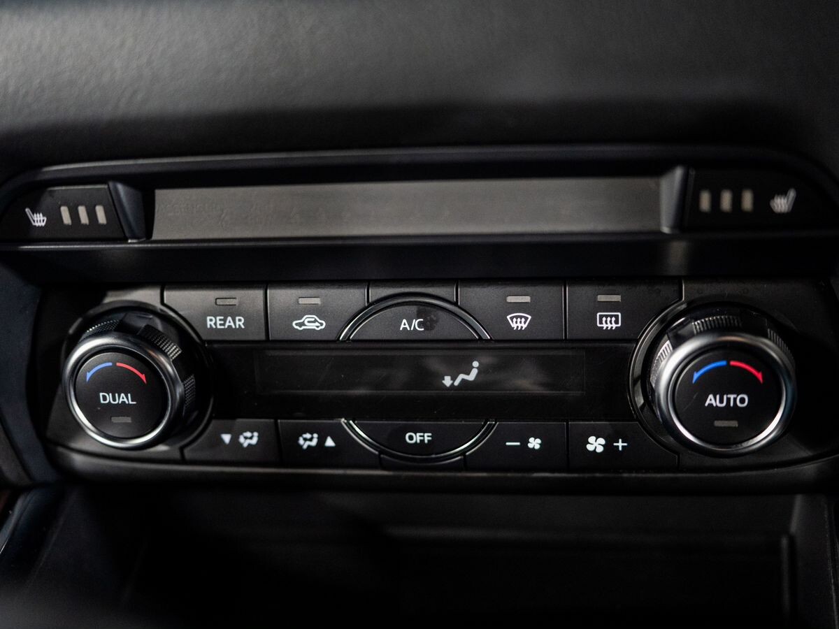 Mazda CX-8 2018 - фото автомобиля