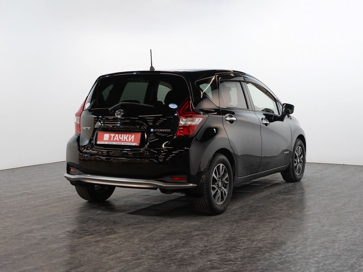 Nissan Note 2017 - фото автомобиля