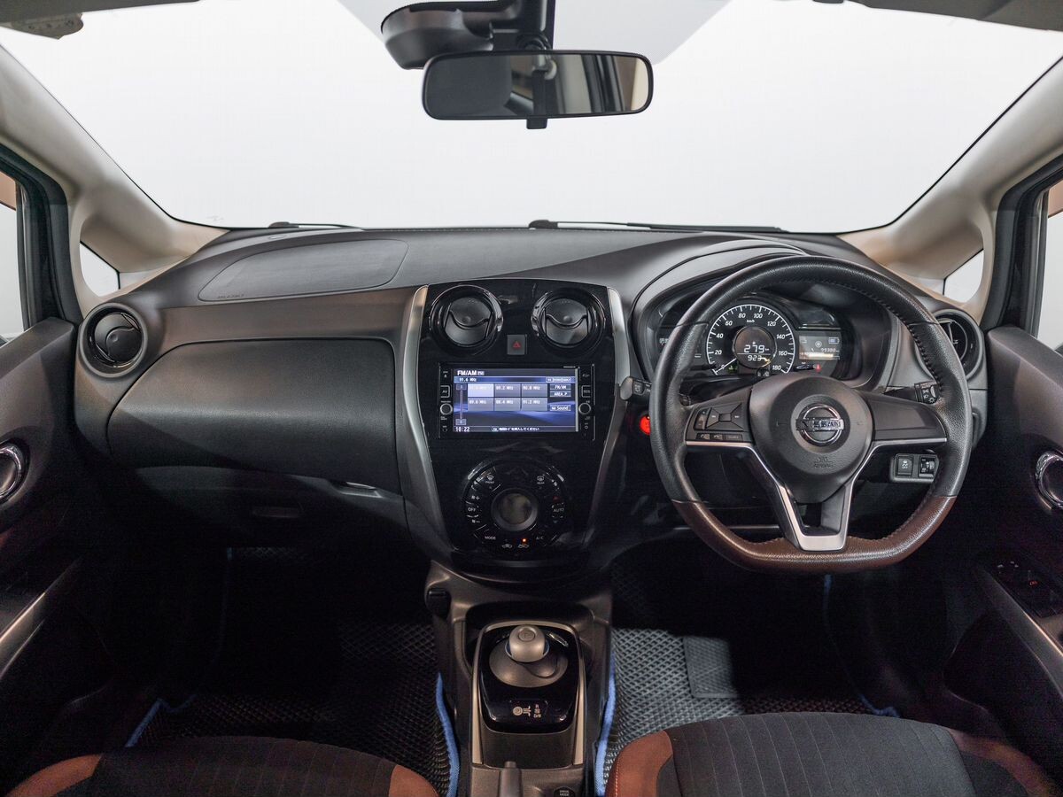 Nissan Note 2017 - фото автомобиля