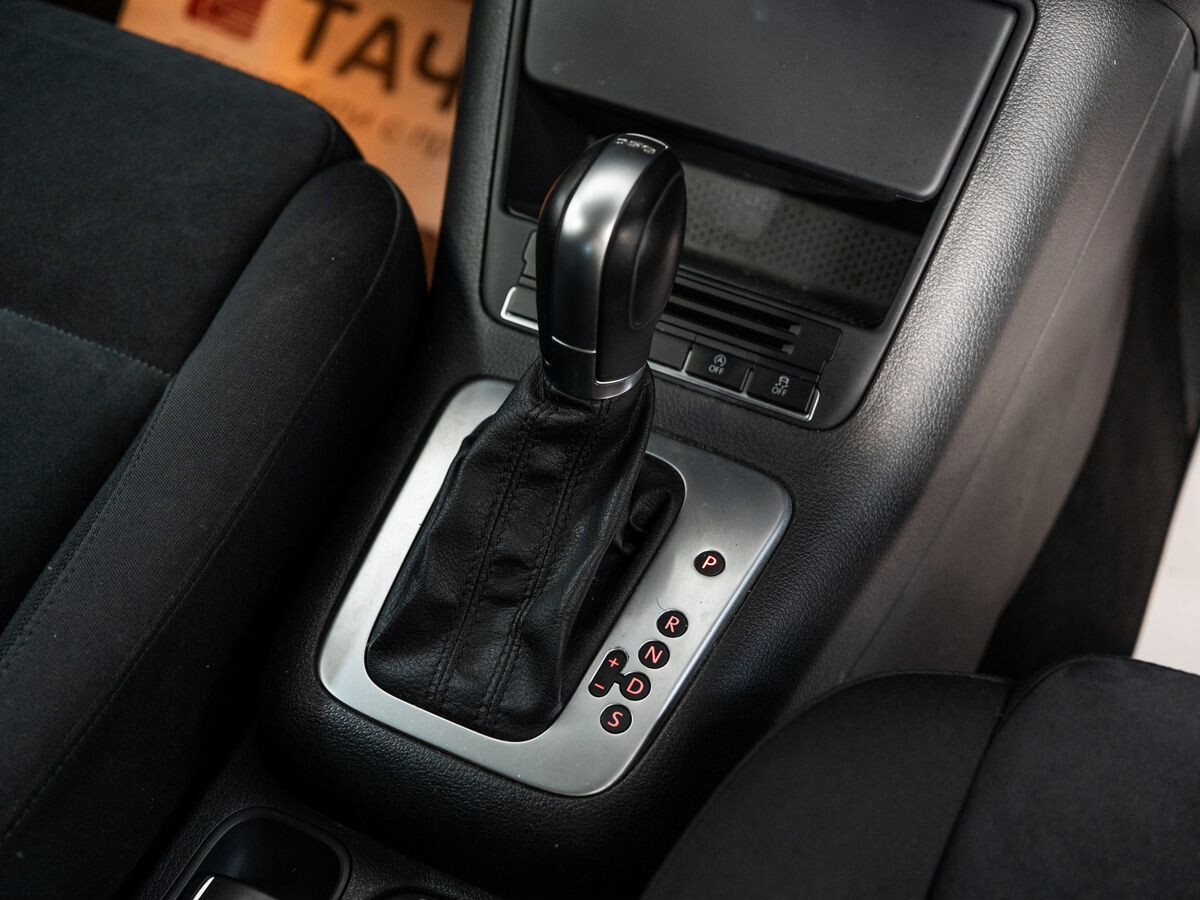 Volkswagen Tiguan 2014 - фото автомобиля
