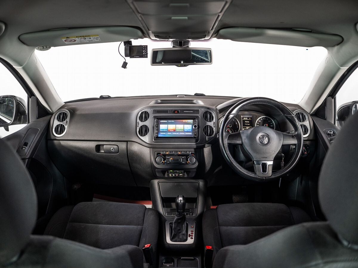 Volkswagen Tiguan 2014 - фото автомобиля