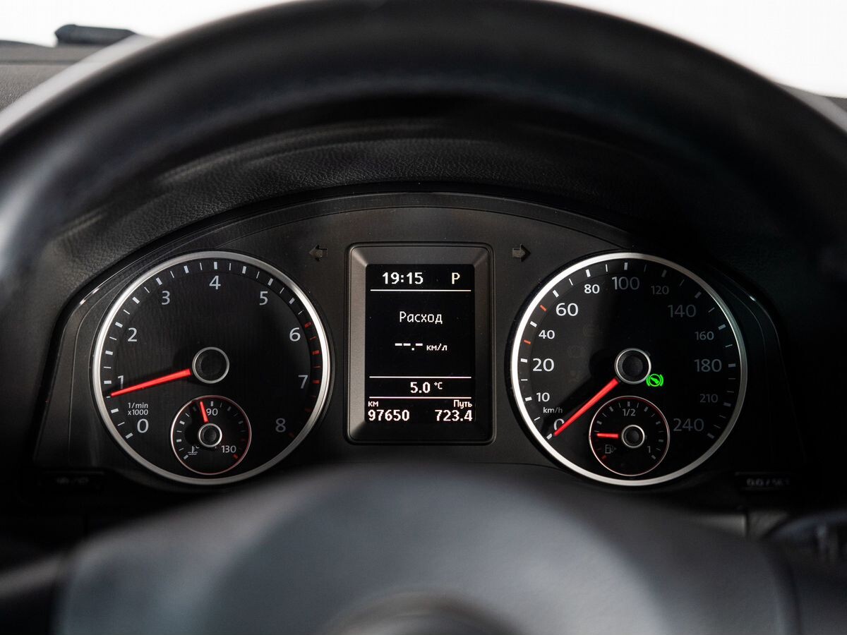 Volkswagen Tiguan 2014 - фото автомобиля