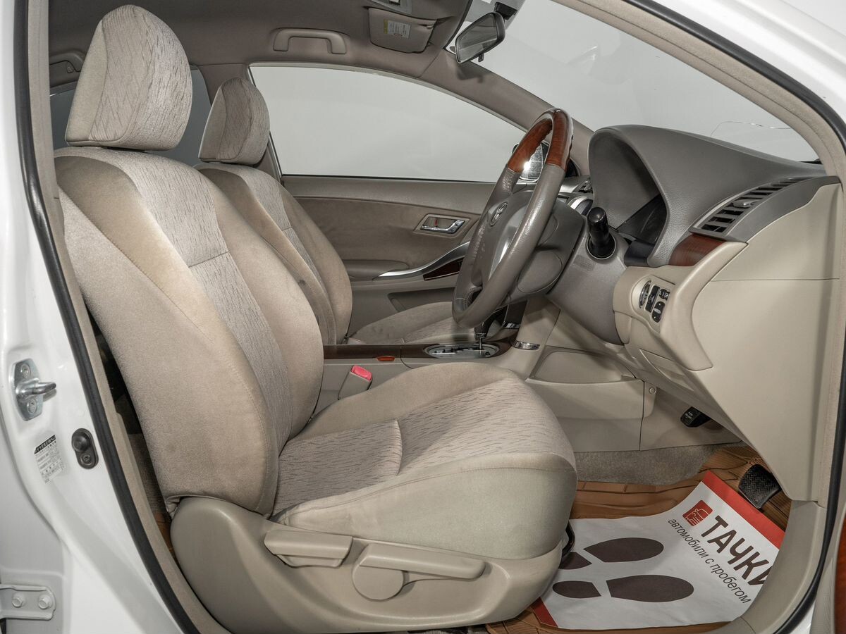 Toyota Allion 2011 - фото автомобиля