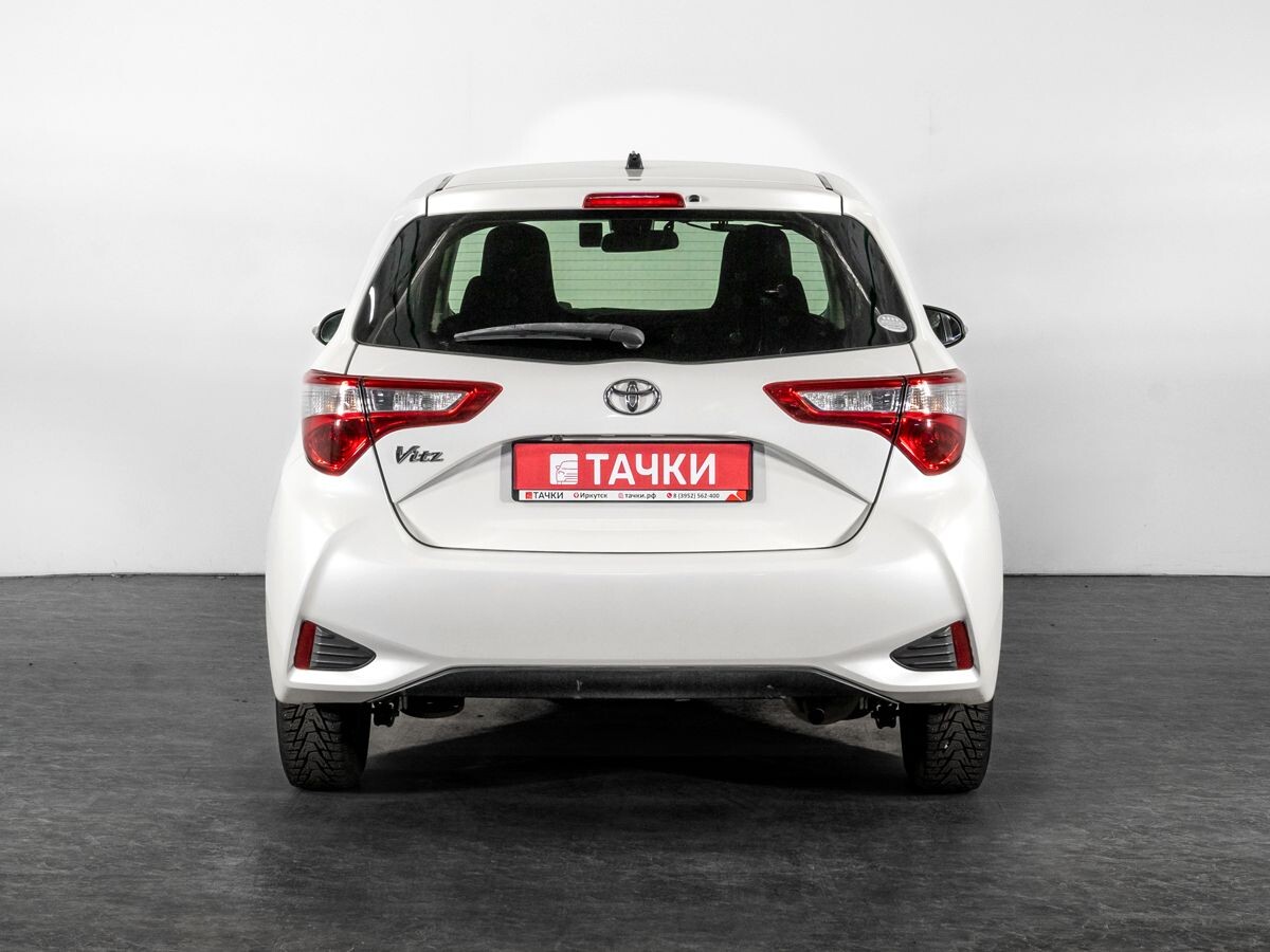 Toyota Vitz 2019 - фото автомобиля