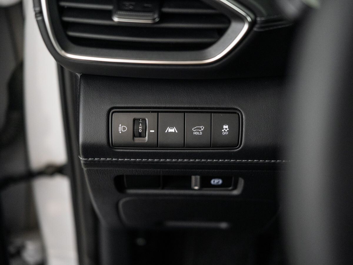 Hyundai Santa Fe 2022 - фото автомобиля