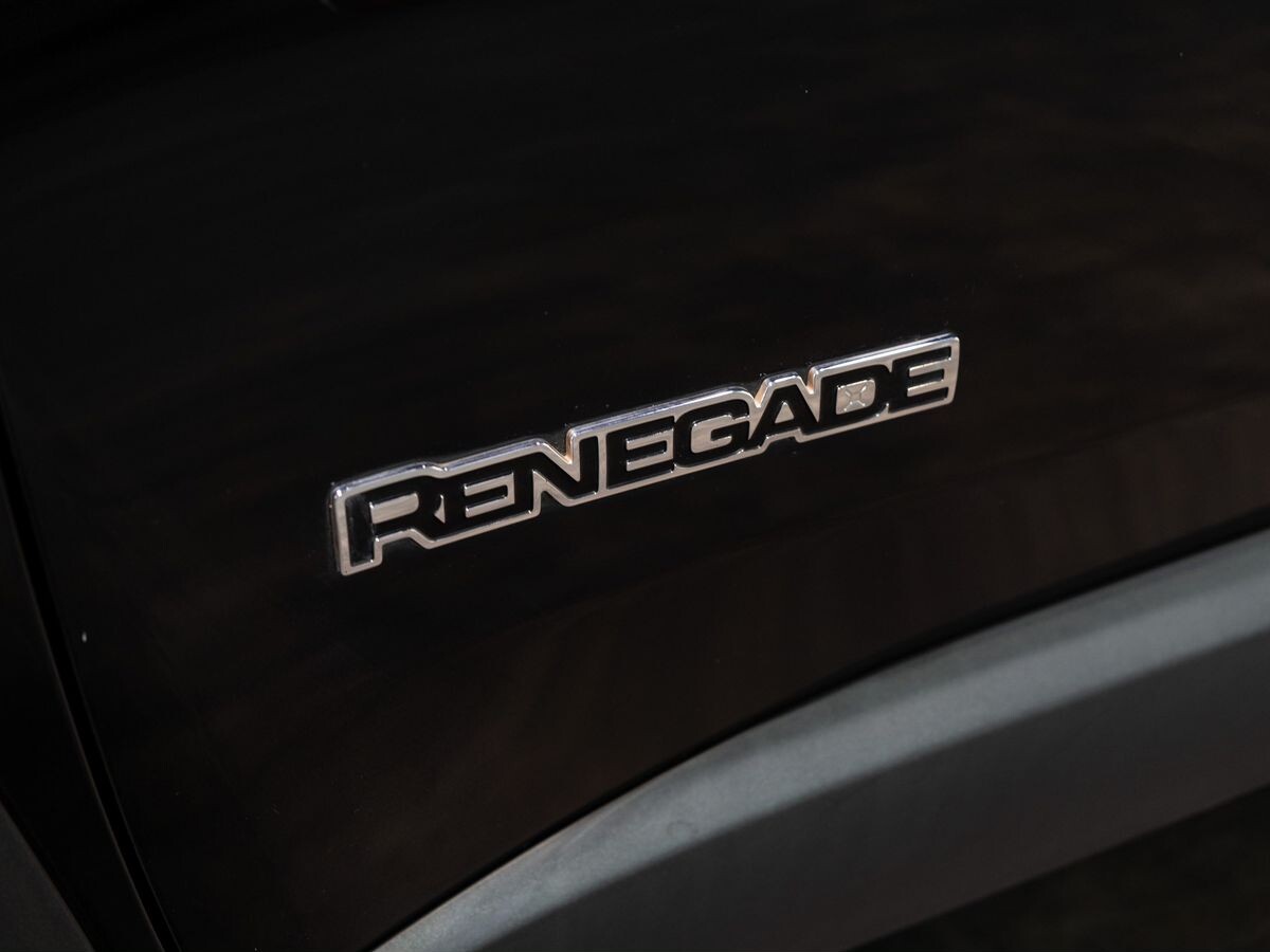 Jeep Renegade 2016 - фото автомобиля