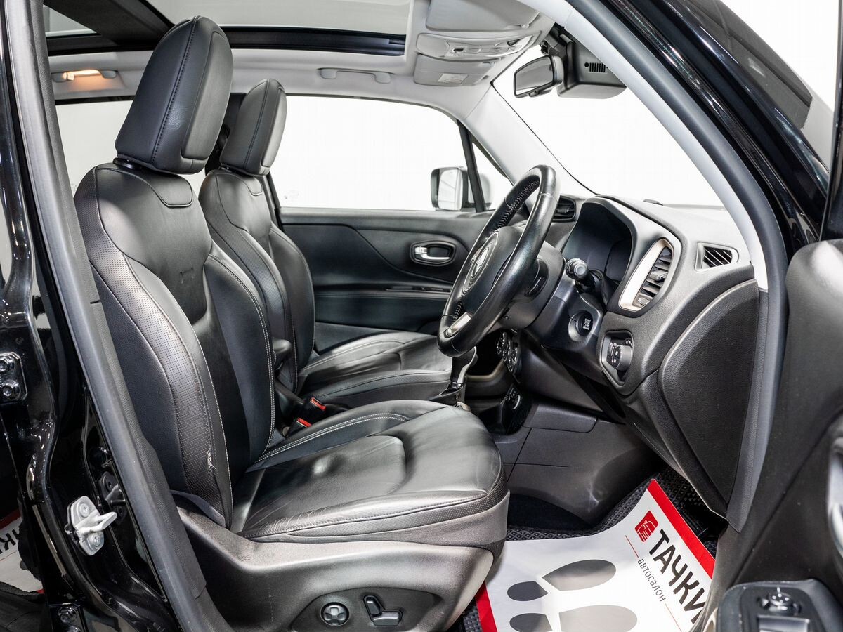 Jeep Renegade 2016 - фото автомобиля
