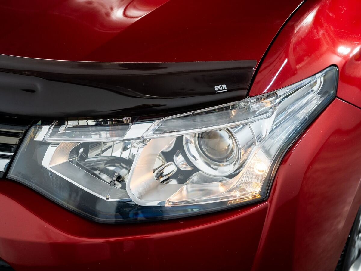 Mitsubishi Outlander 2014 - фото автомобиля