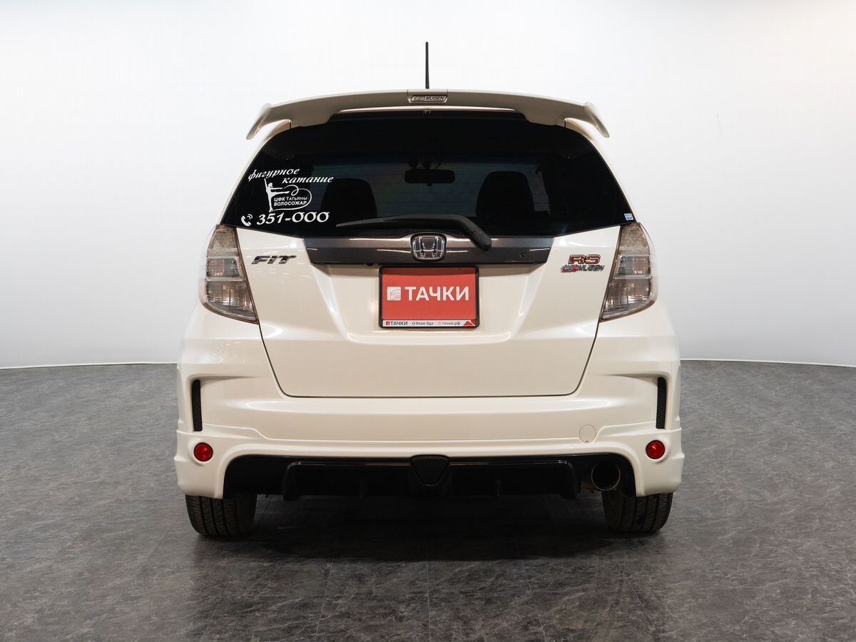 Honda Fit 2011 - фото автомобиля