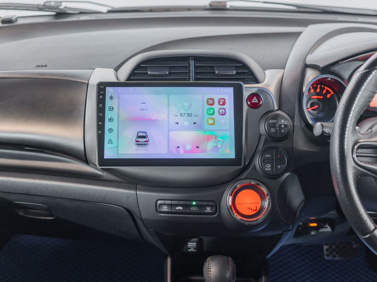 Honda Fit 2011 - фото автомобиля