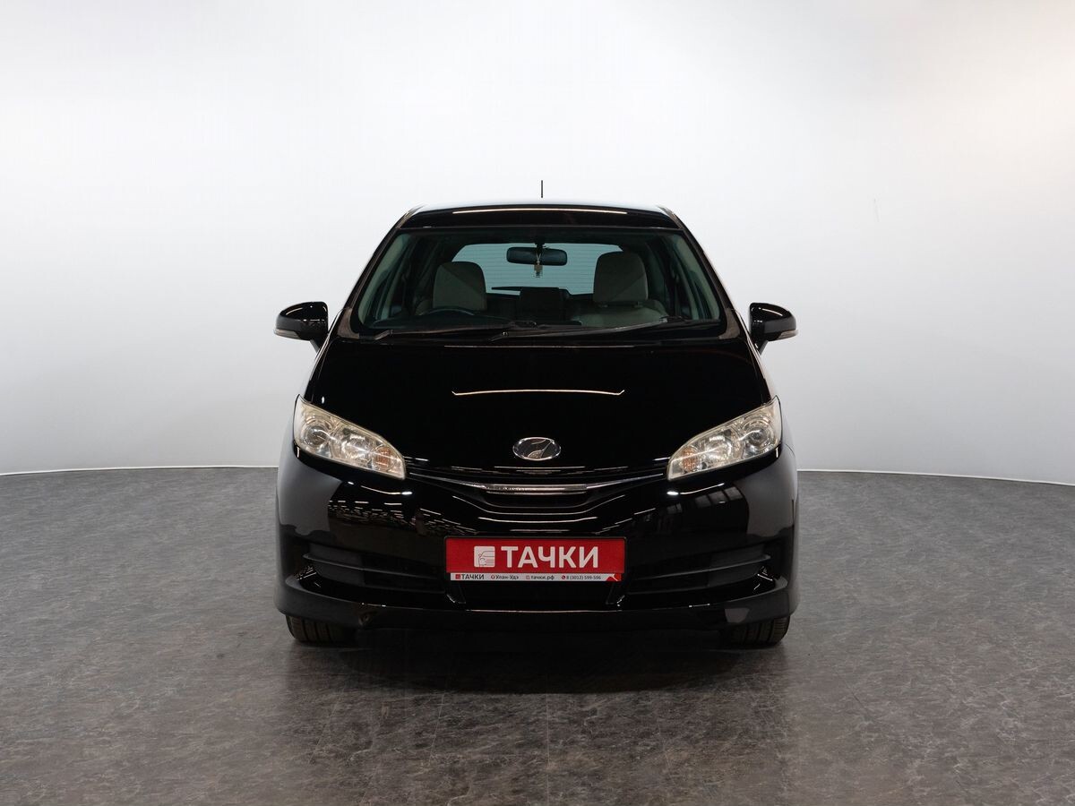 Toyota Wish 2013 - фото автомобиля