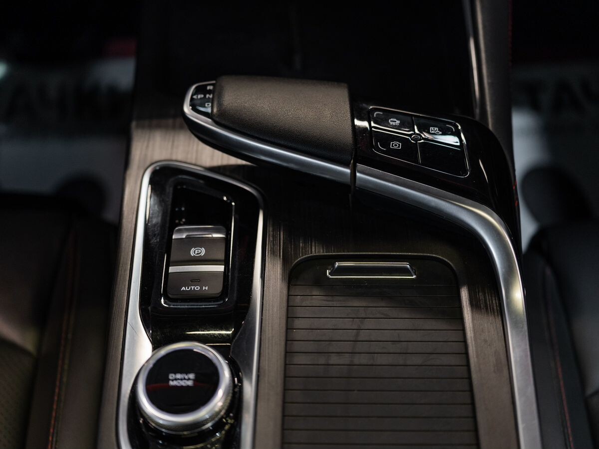 Changan UNI-T 2020 - фото автомобиля