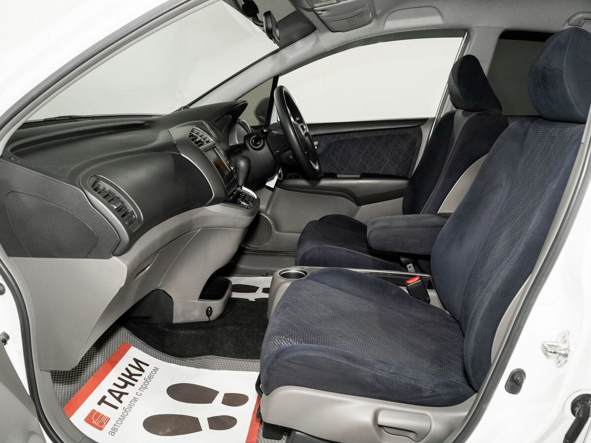 Honda Stream 2009 - фото автомобиля