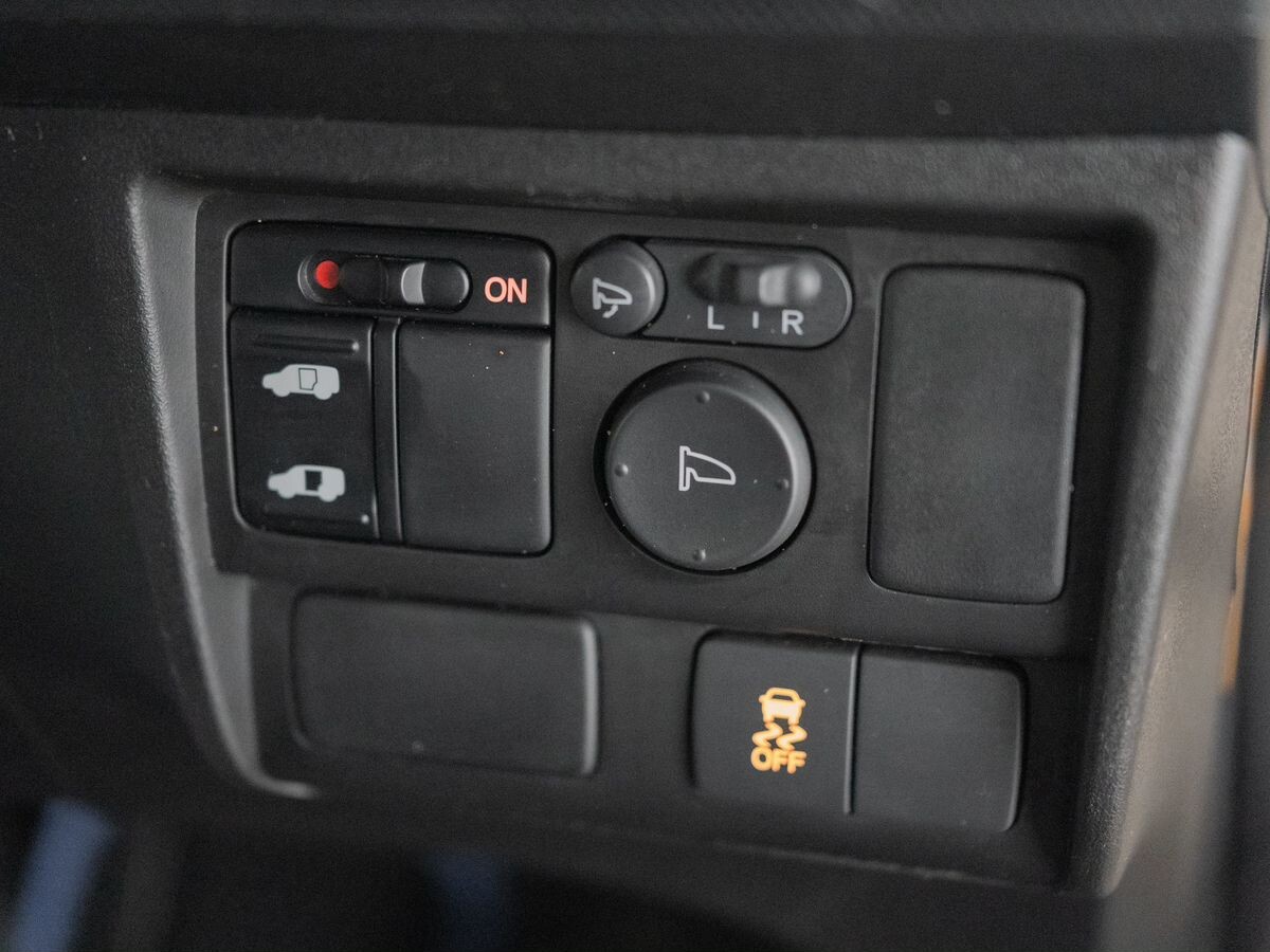 Honda Freed 2013 - фото автомобиля