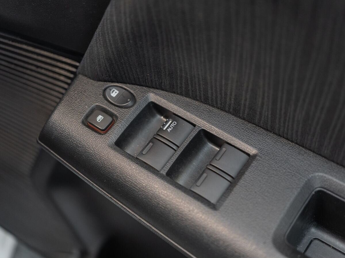 Honda Freed 2013 - фото автомобиля