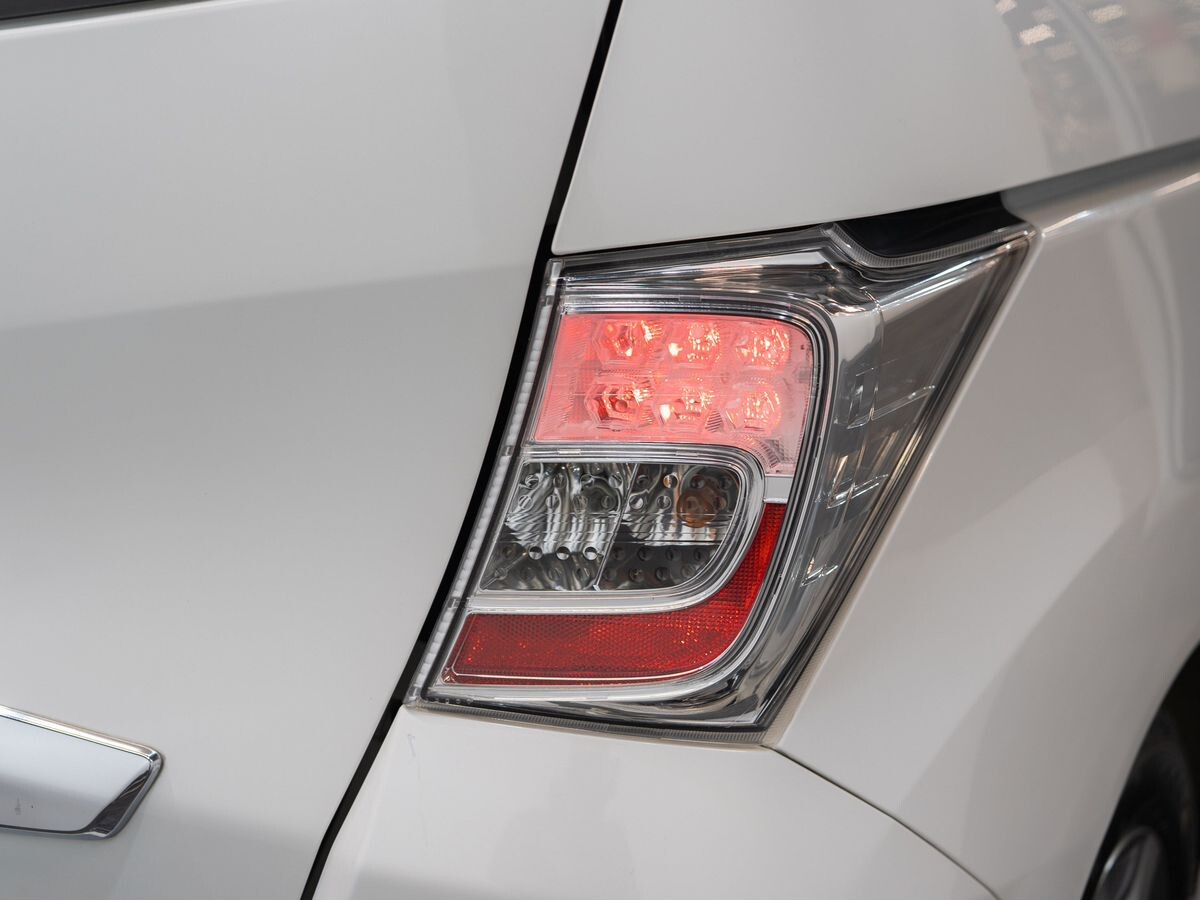 Honda Freed 2013 - фото автомобиля