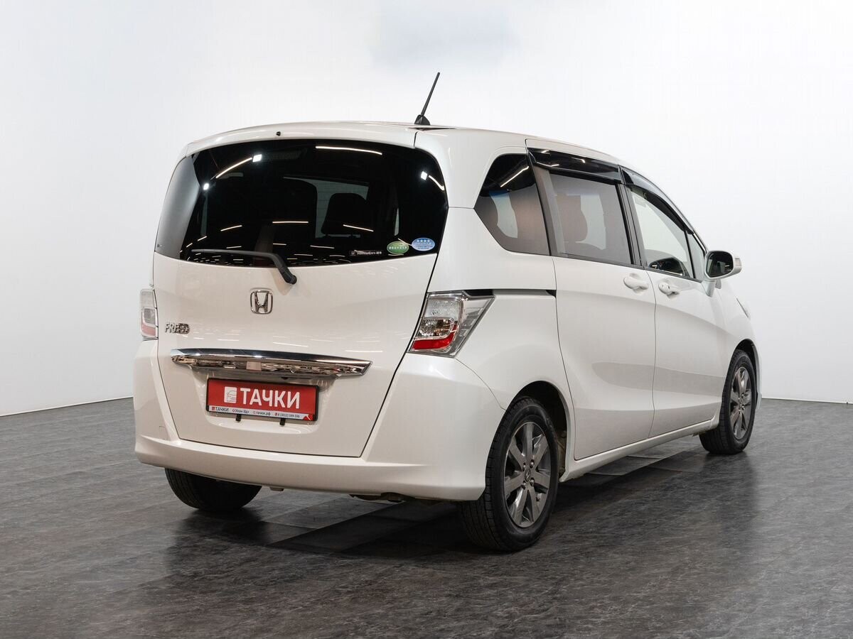 Honda Freed 2013 - фото автомобиля