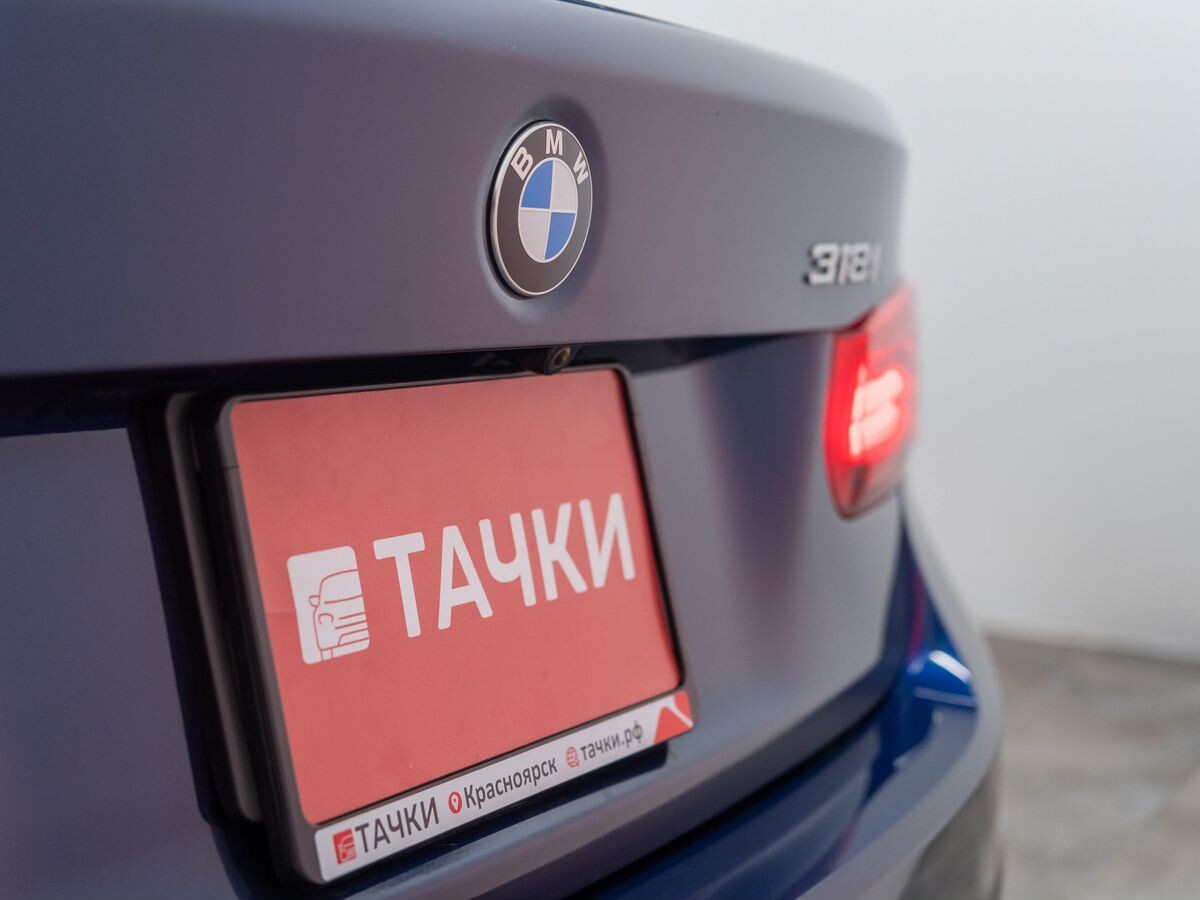 BMW 3-Series 2017 - фото автомобиля