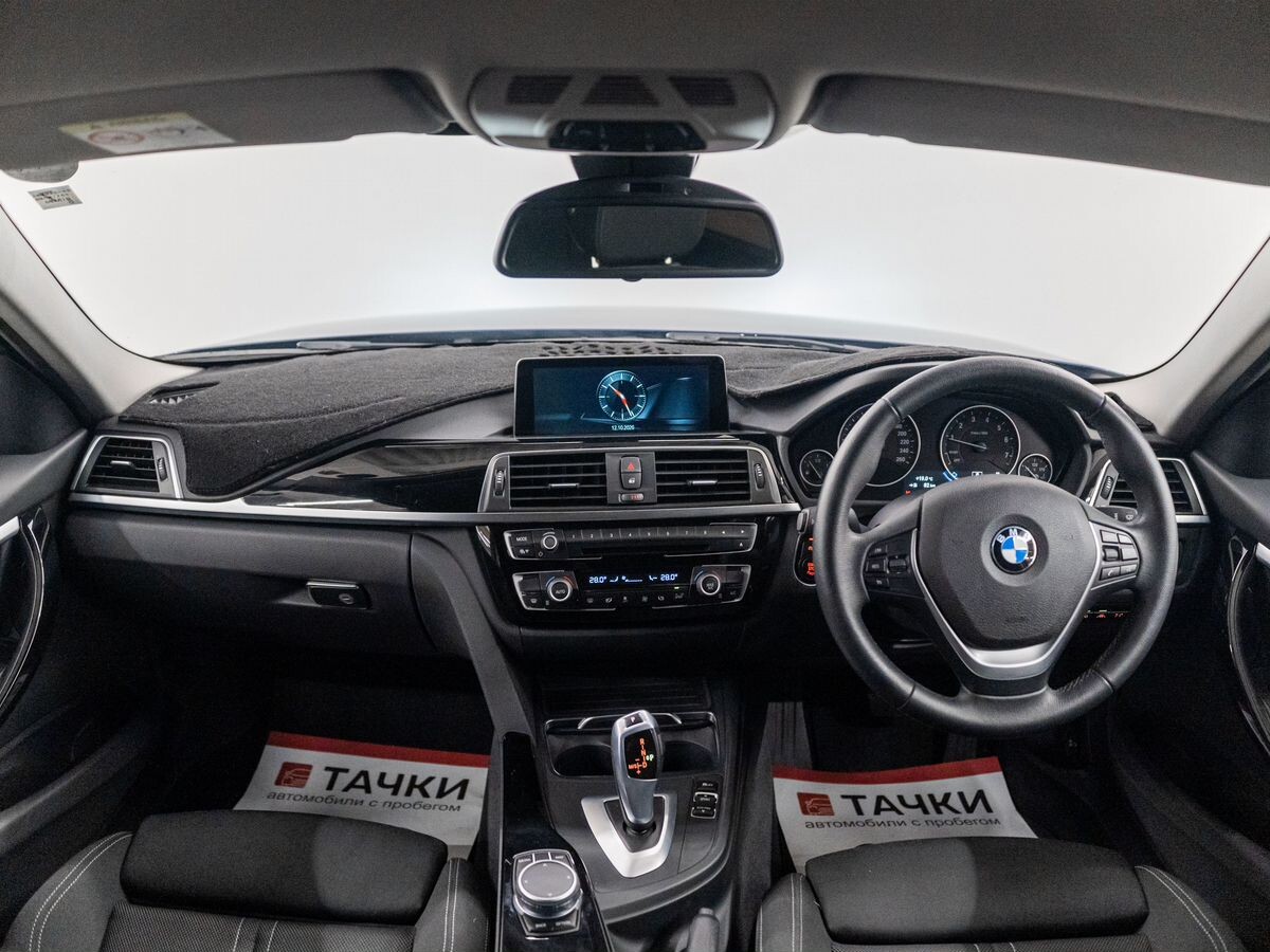 BMW 3-Series 2017 - фото автомобиля