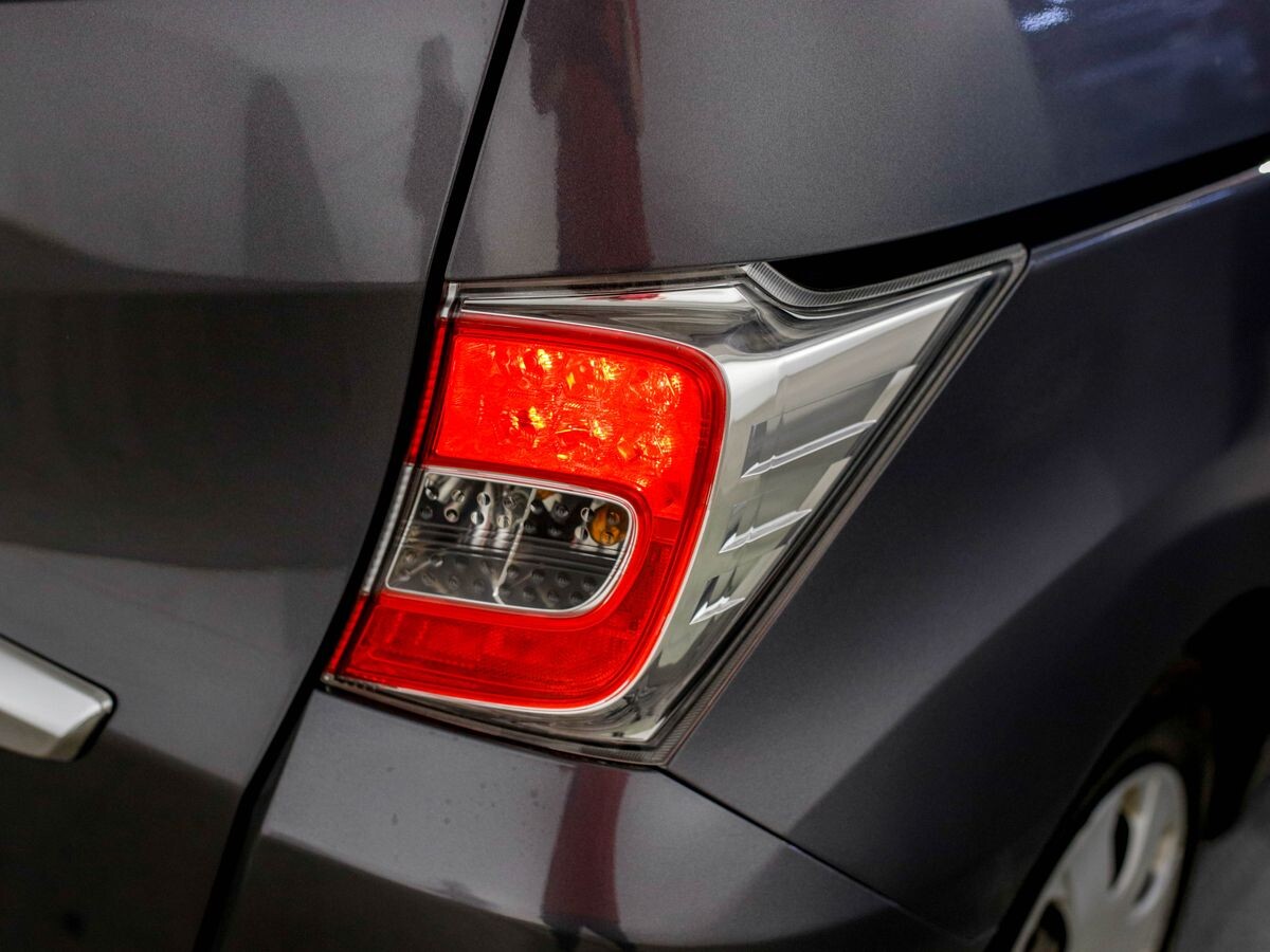 Honda Freed 2016 - фото автомобиля