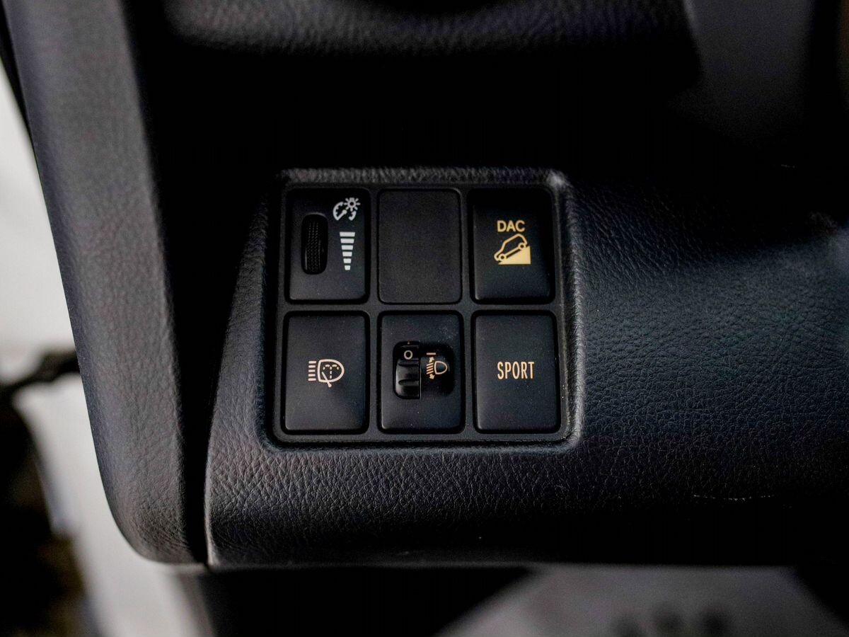 Toyota RAV4 2012 - фото автомобиля