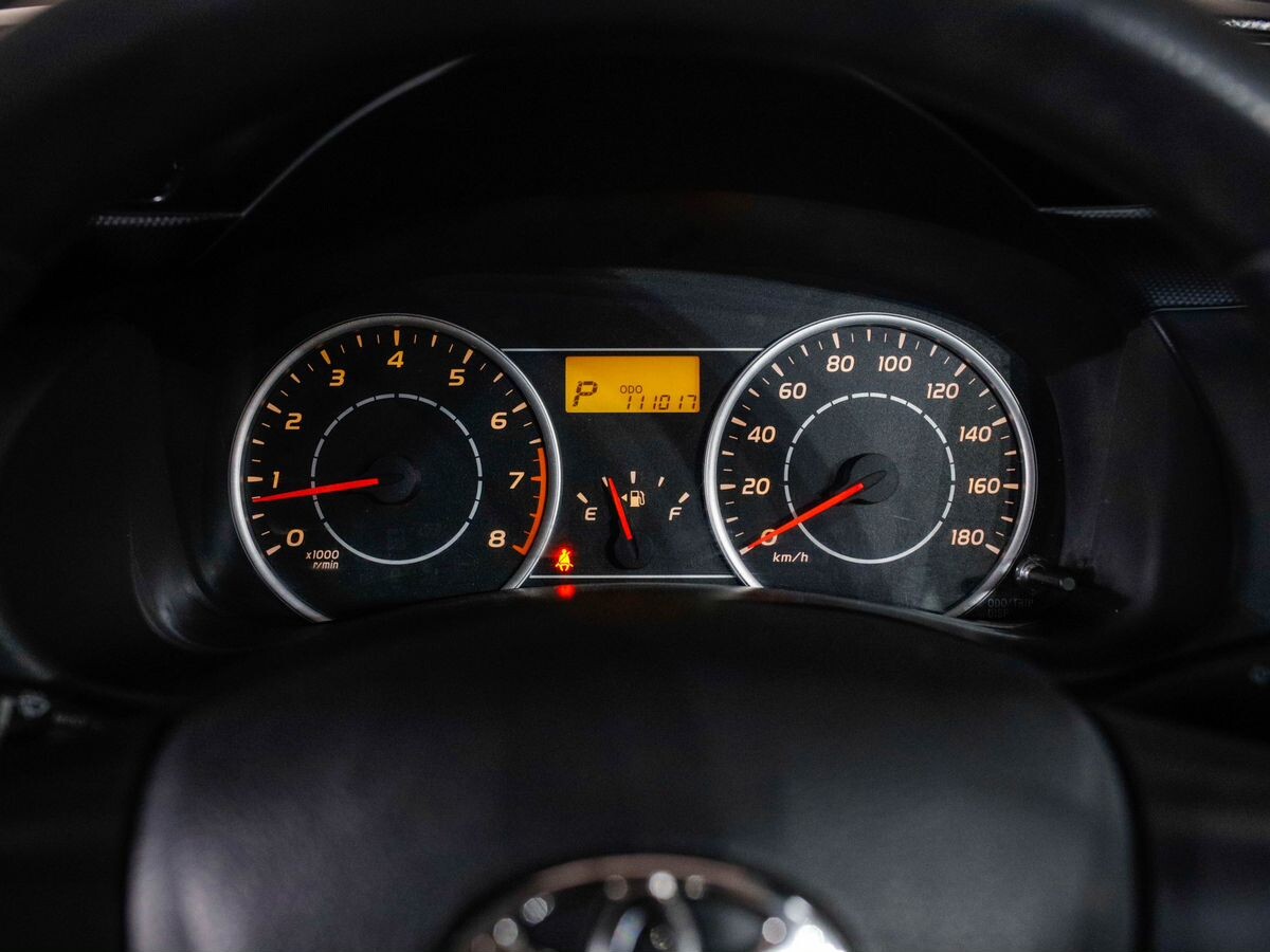 Toyota Wish 2009 - фото автомобиля
