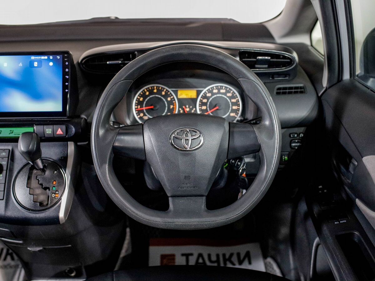 Toyota Wish 2009 - фото автомобиля