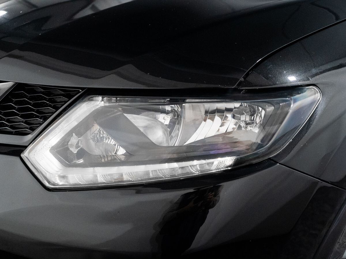 Nissan X-Trail 2017 - фото автомобиля