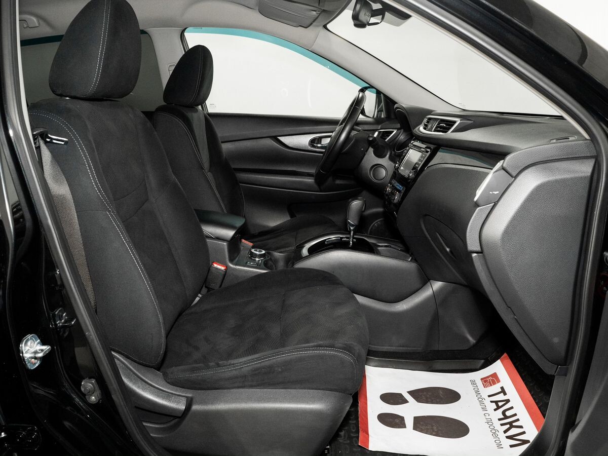 Nissan X-Trail 2017 - фото автомобиля
