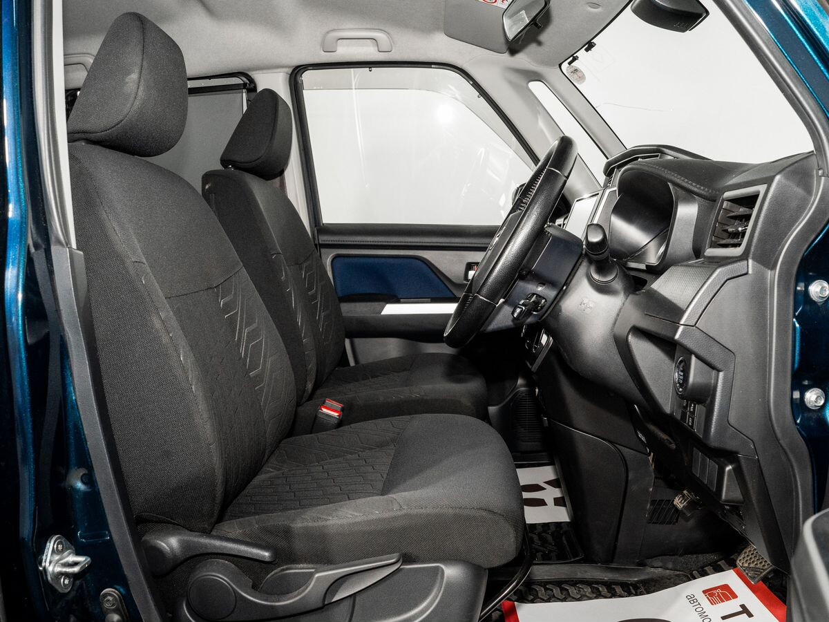 Toyota Roomy 2017 - фото автомобиля