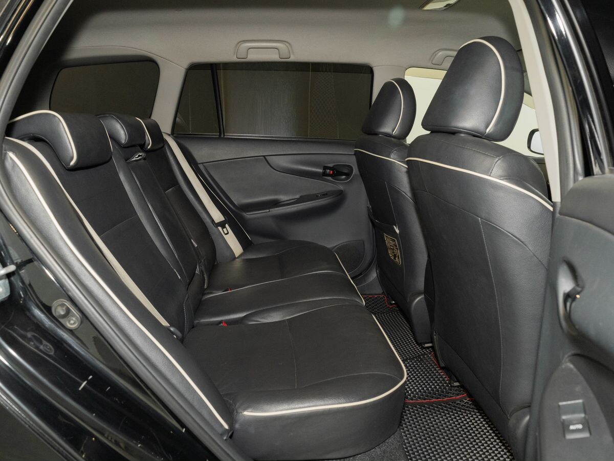 Toyota Corolla Fielder 2010 - фото автомобиля