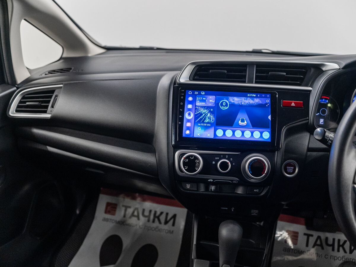 Honda Fit 2013 - фото автомобиля