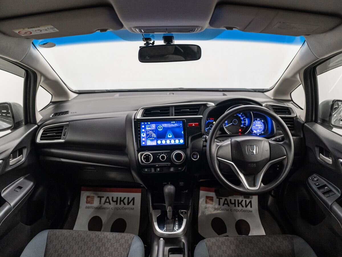 Honda Fit 2013 - фото автомобиля