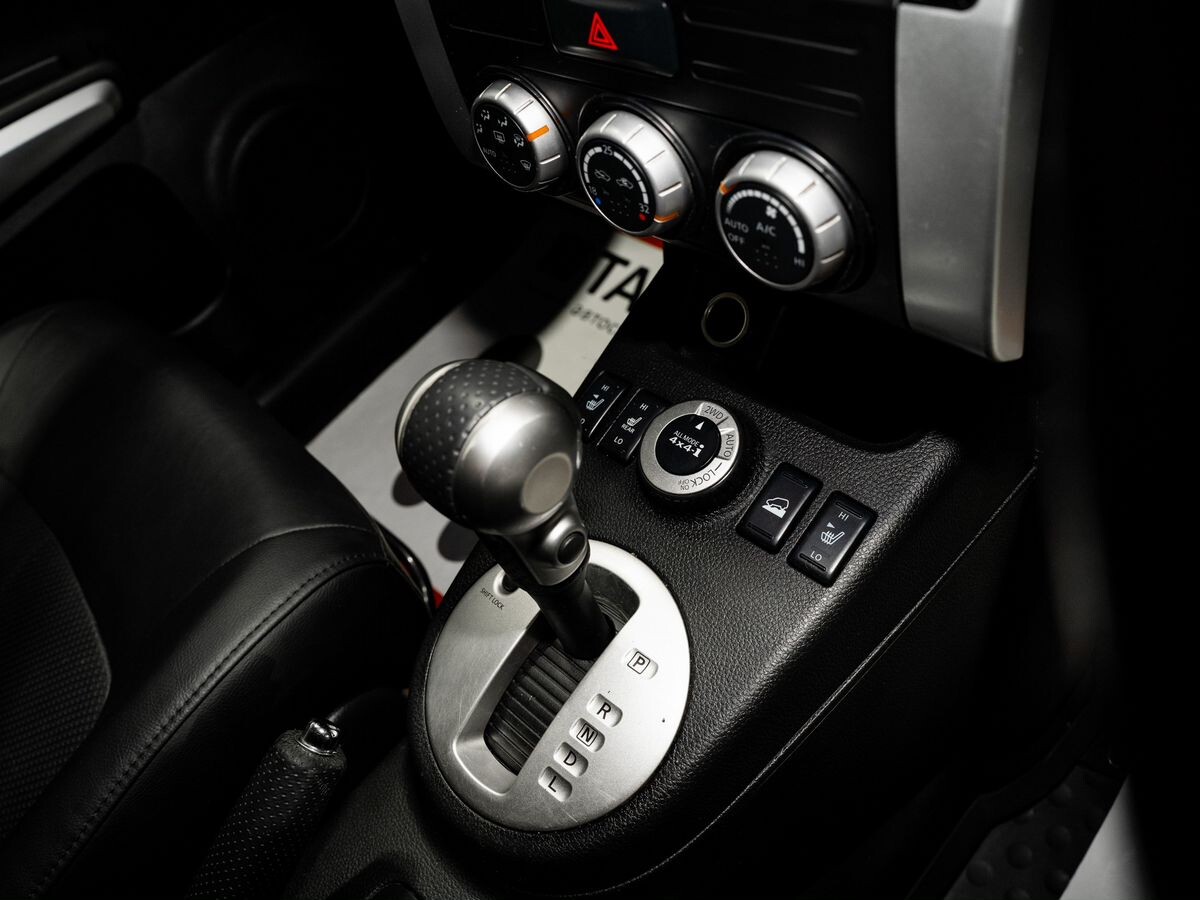 Nissan X-Trail 2009 - фото автомобиля