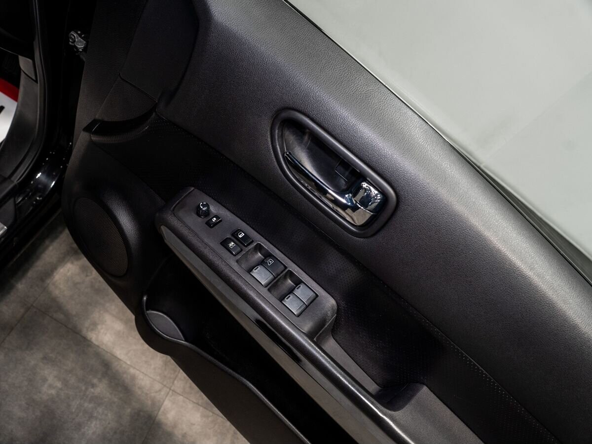 Nissan X-Trail 2009 - фото автомобиля