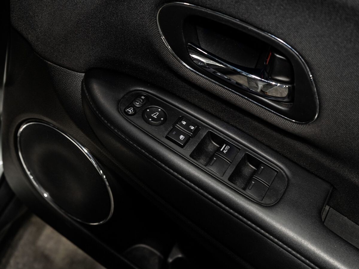 Honda Vezel 2019 - фото автомобиля