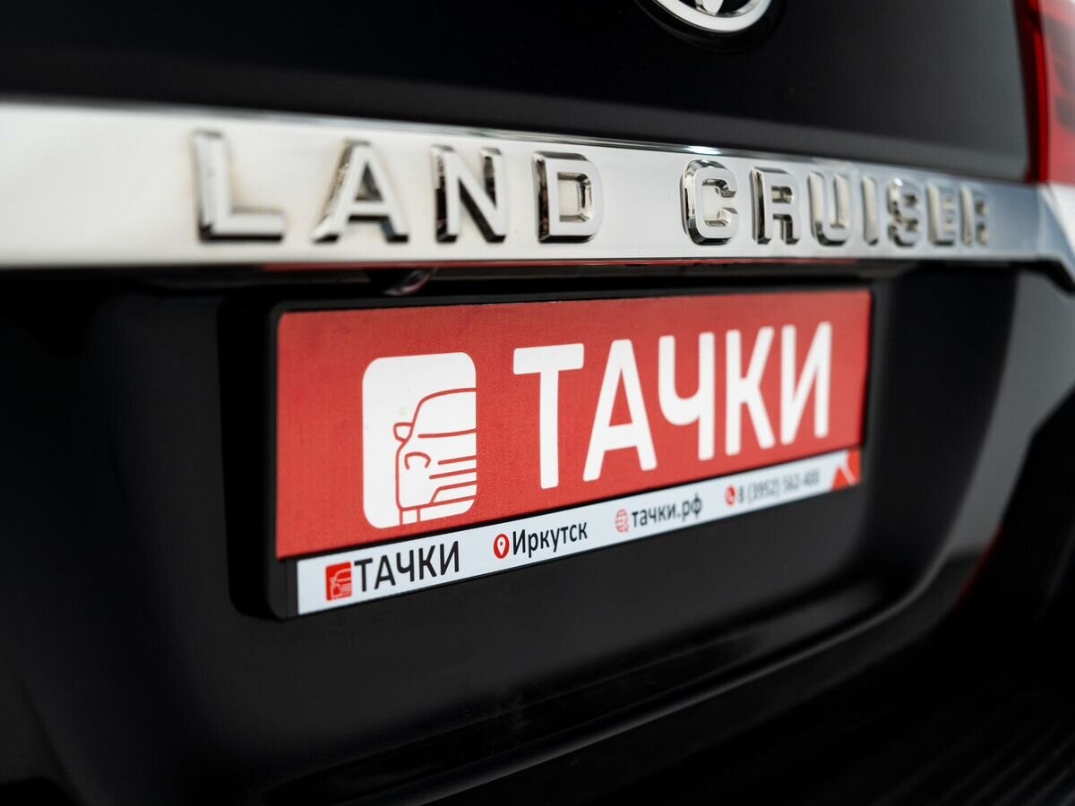 Toyota Land Cruiser 2018 - фото автомобиля