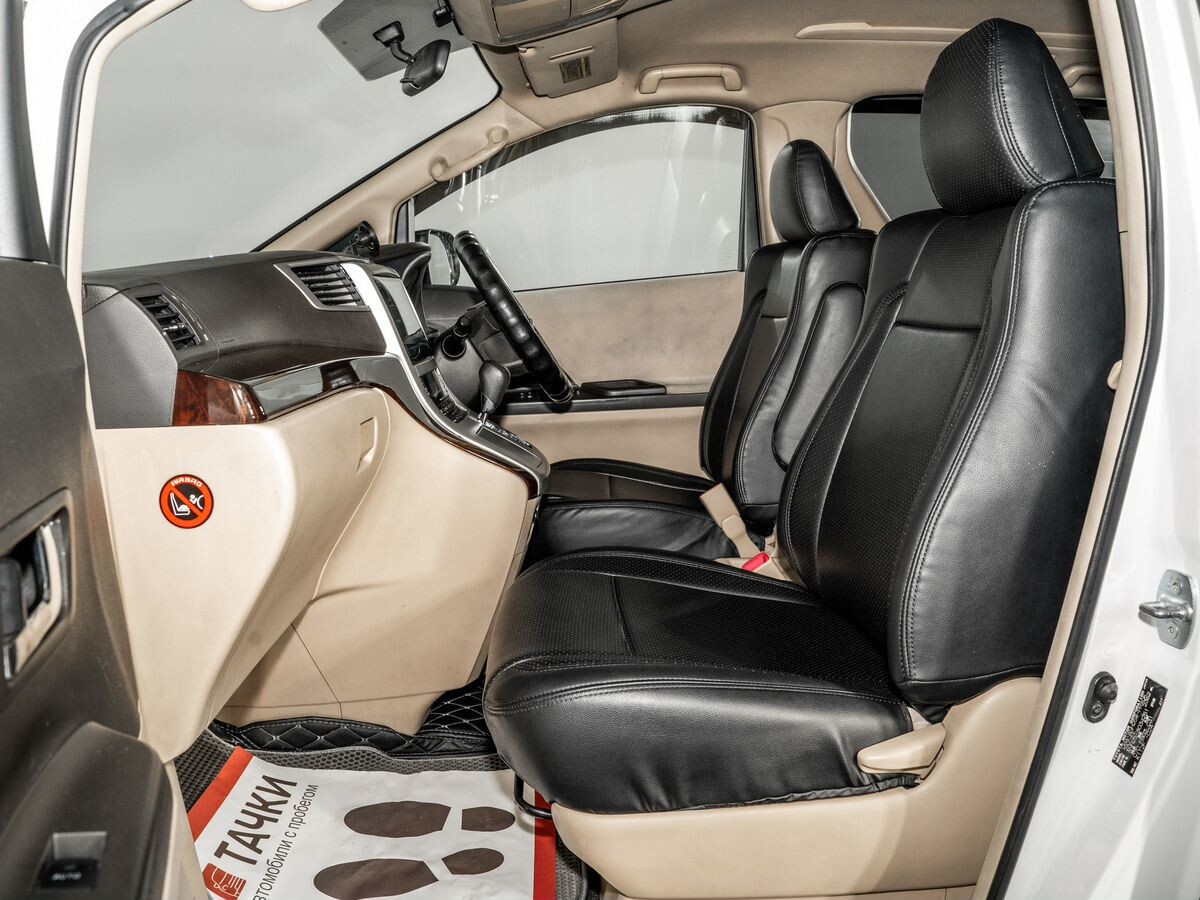 Toyota Alphard 2012 - фото автомобиля