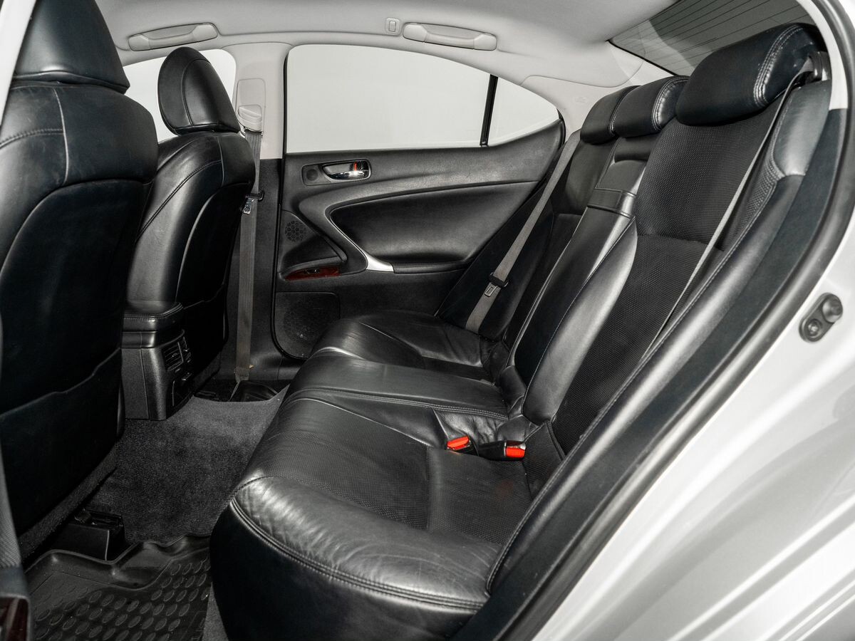 Lexus IS250 2006 - фото автомобиля