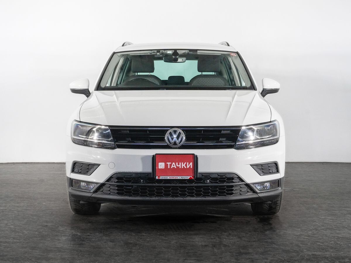 Volkswagen Tiguan 2018 - фото автомобиля