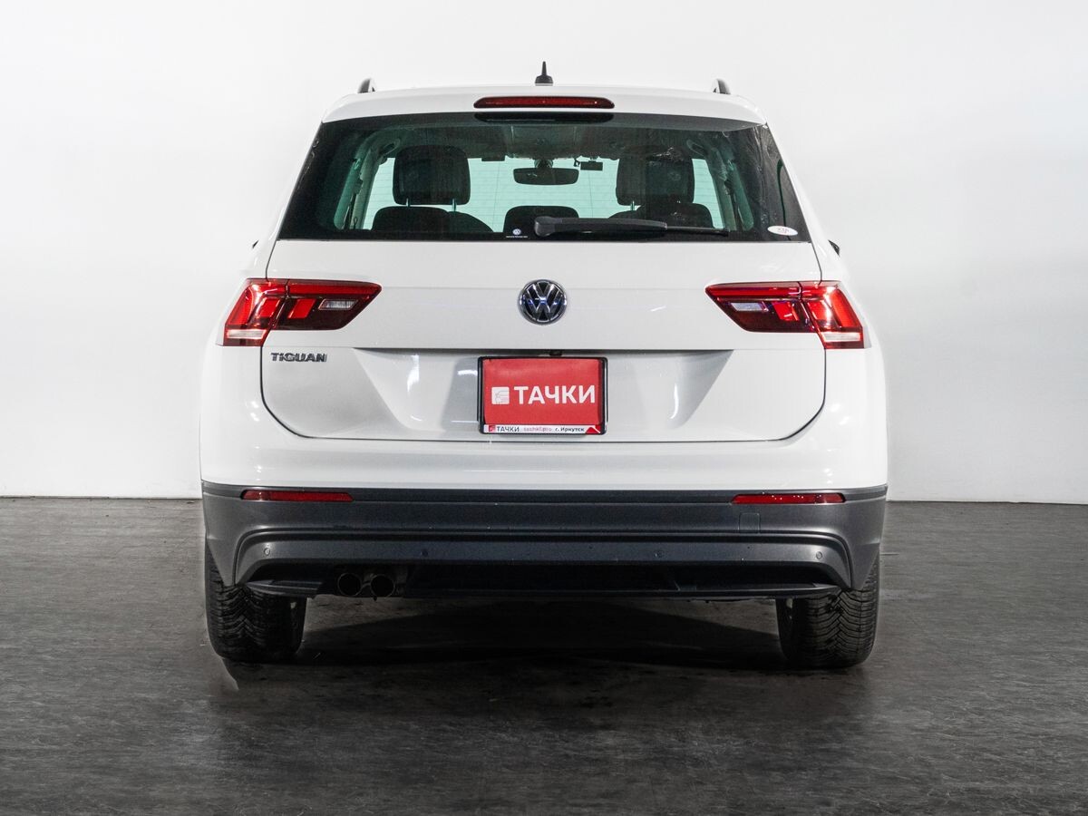 Volkswagen Tiguan 2018 - фото автомобиля