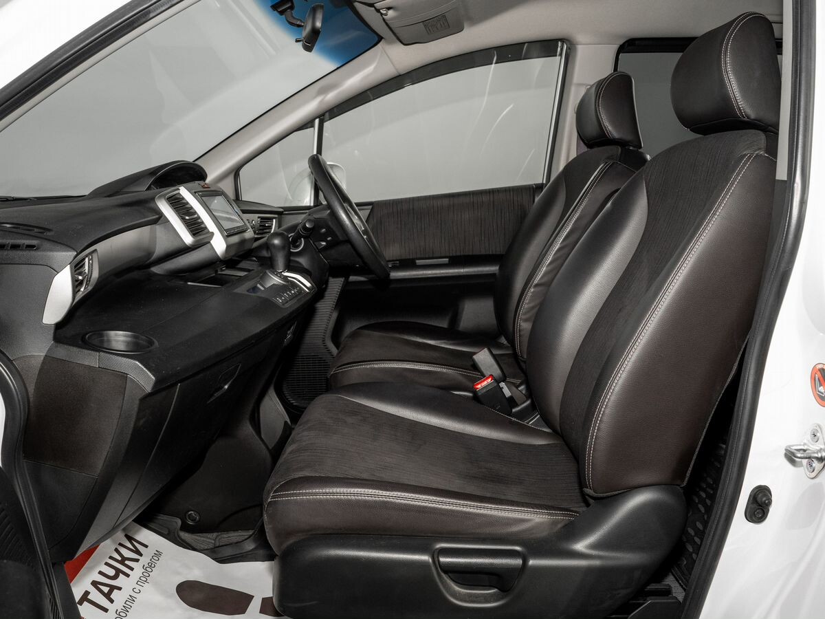 Honda Freed 2016 - фото автомобиля