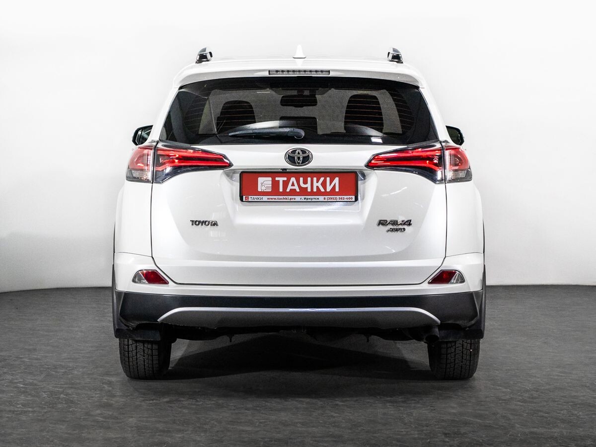 Toyota RAV4 2017 - фото автомобиля